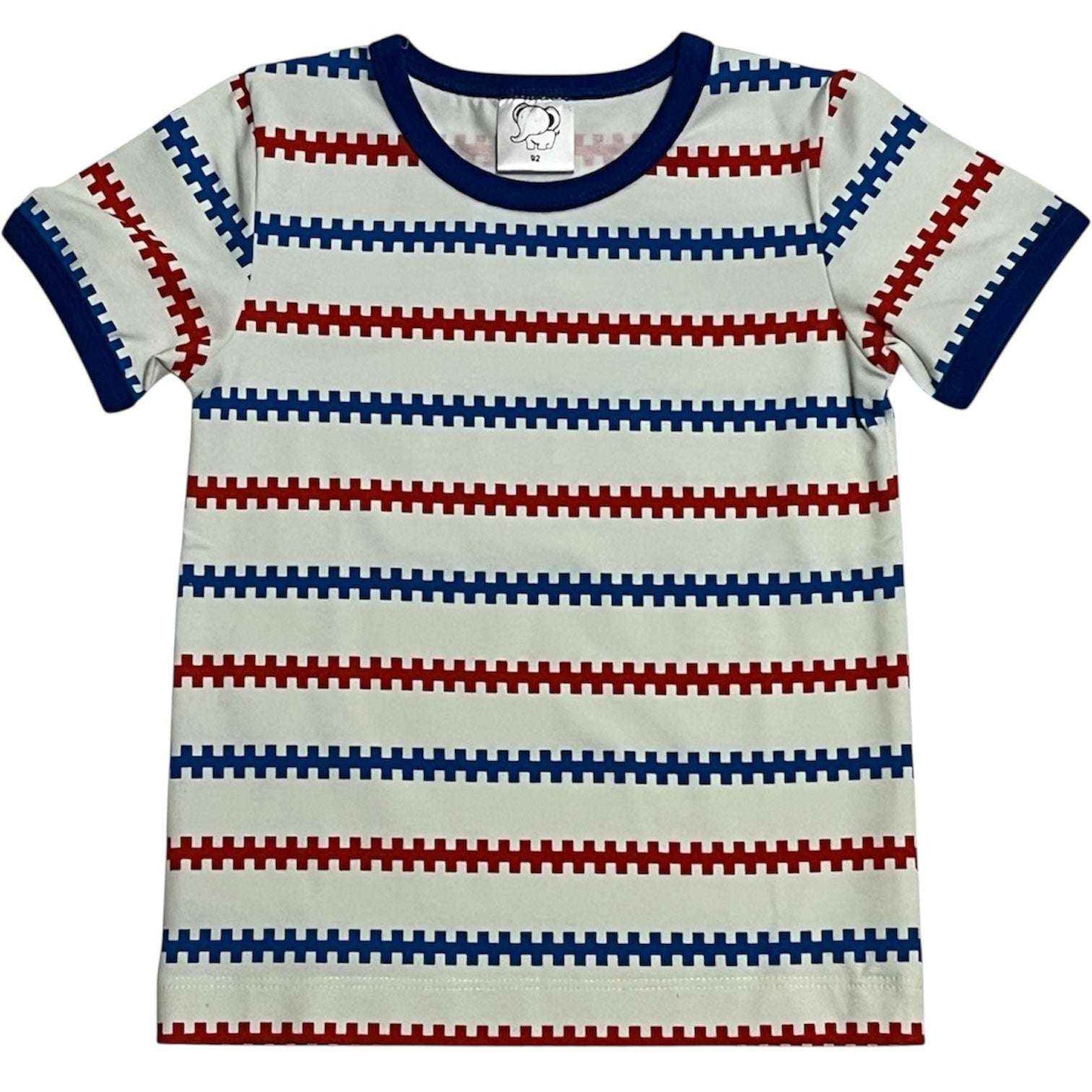 Fiskarmönstrad t-shirt