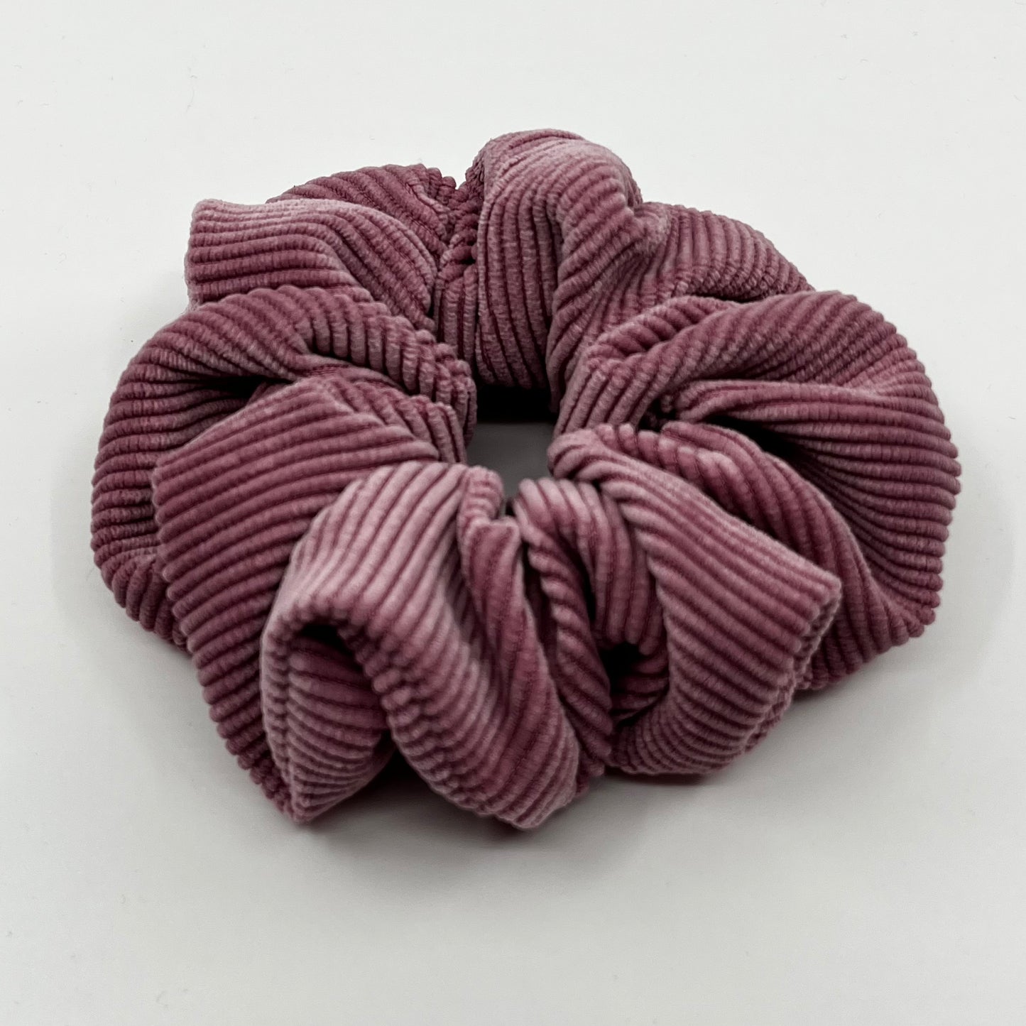 Gammelrosa manchester scrunchie