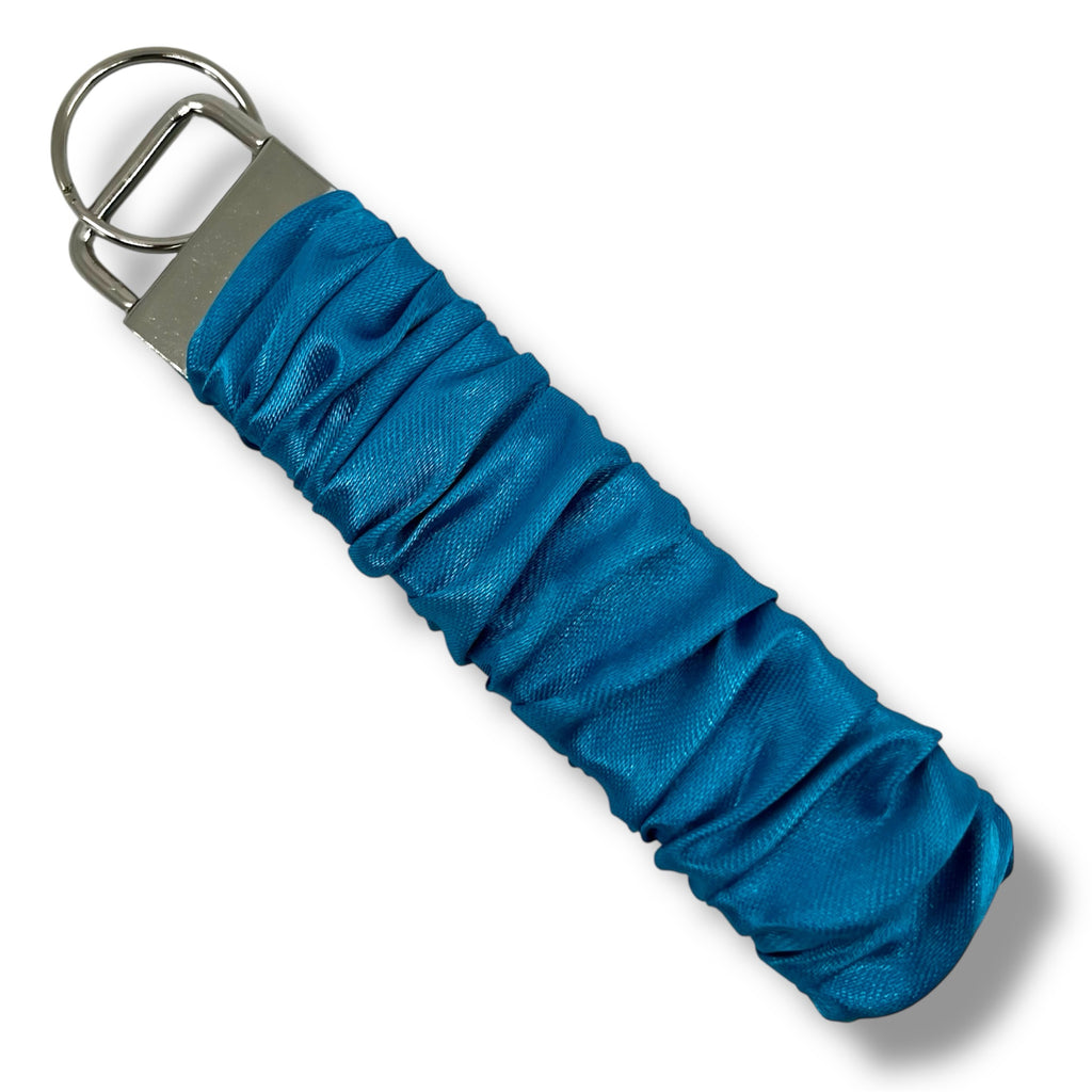 turkos scrunchie nyckelring