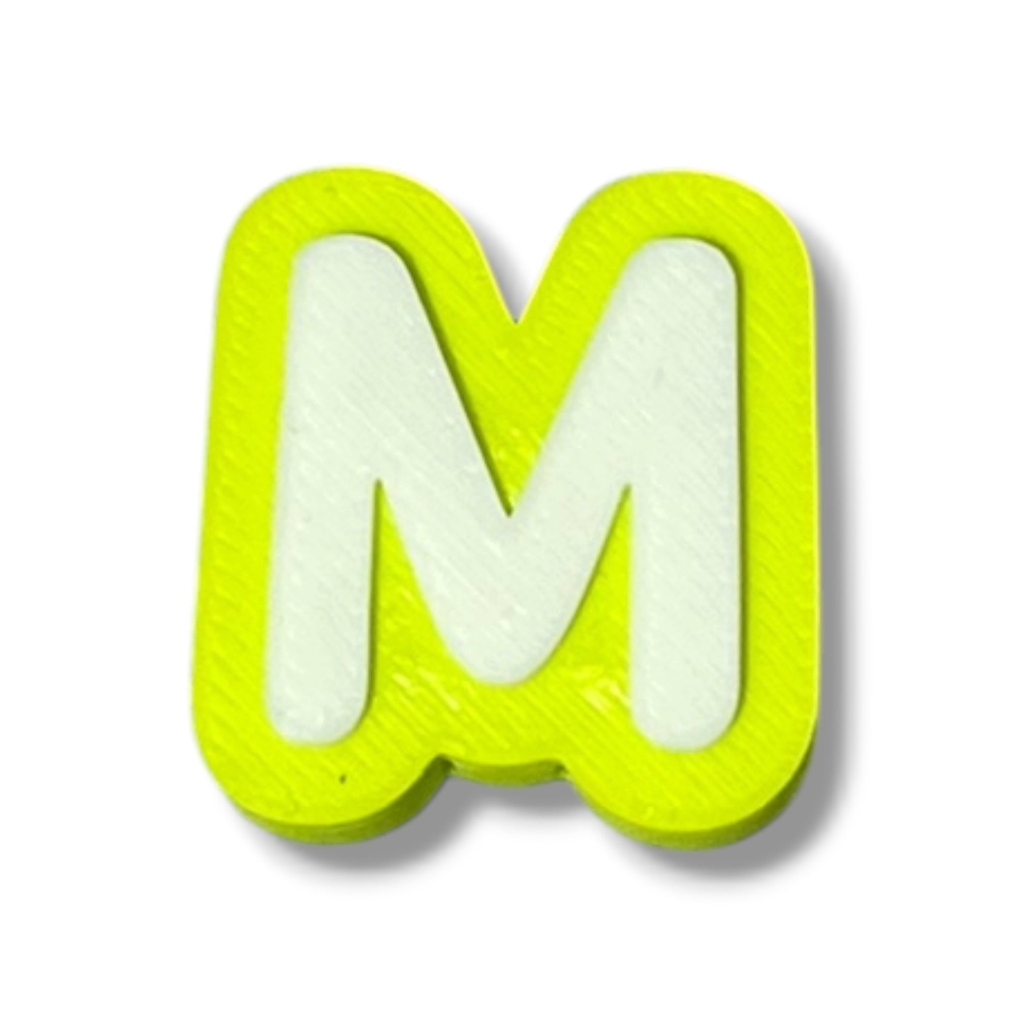M (halsbandsbokstav) 20mm