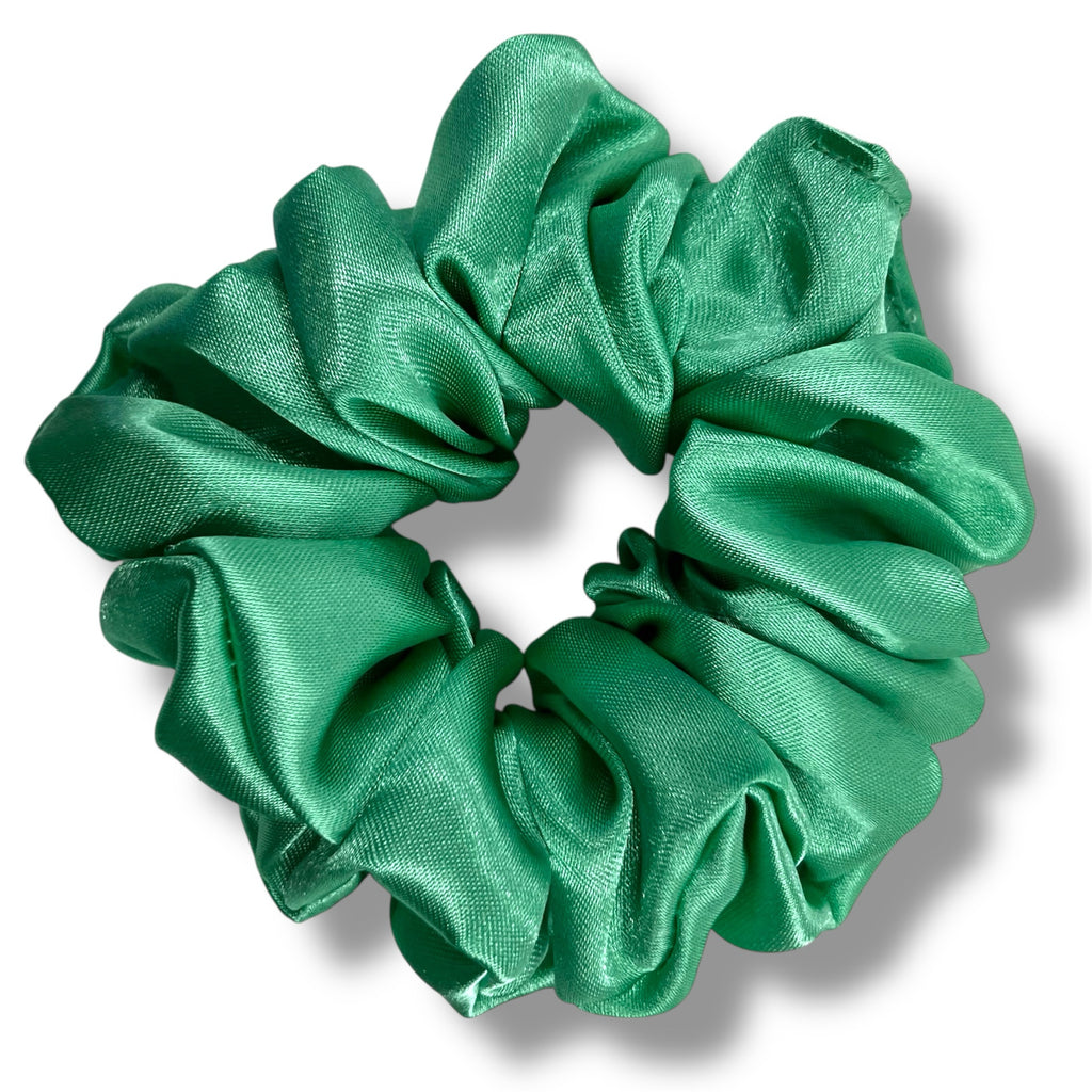 grön classic satin scrunchie
