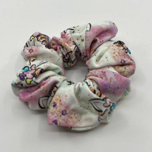 Sovande enhörning scrunchie