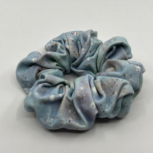 Blå glitter scrunchie