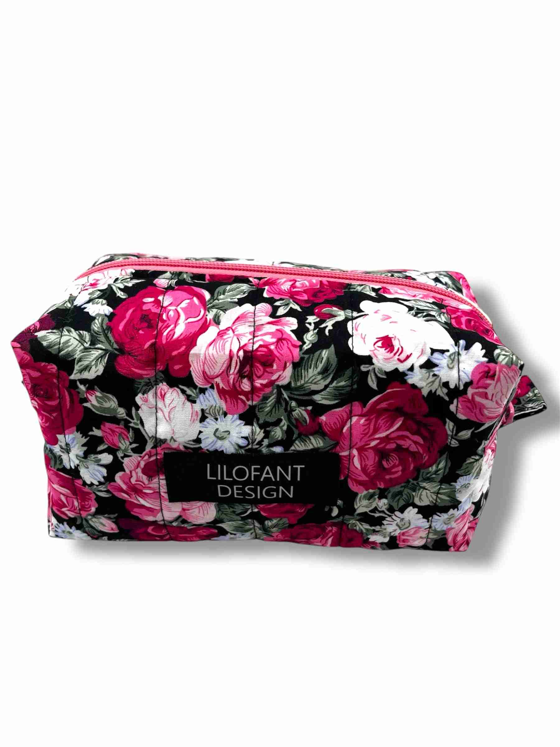 Svarta rosor necessär