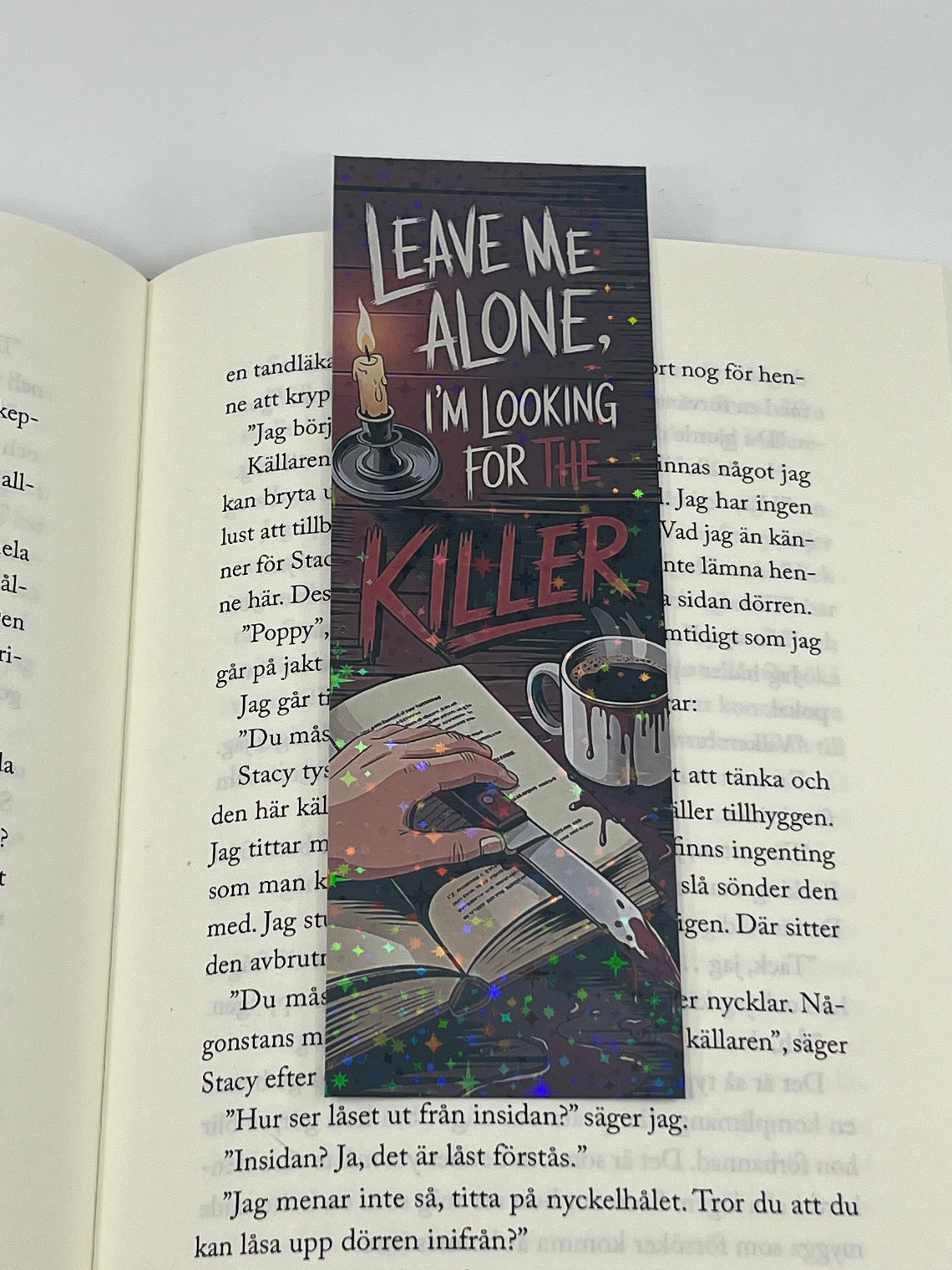 Leave me alone. I'm looking for the killer bokmärke