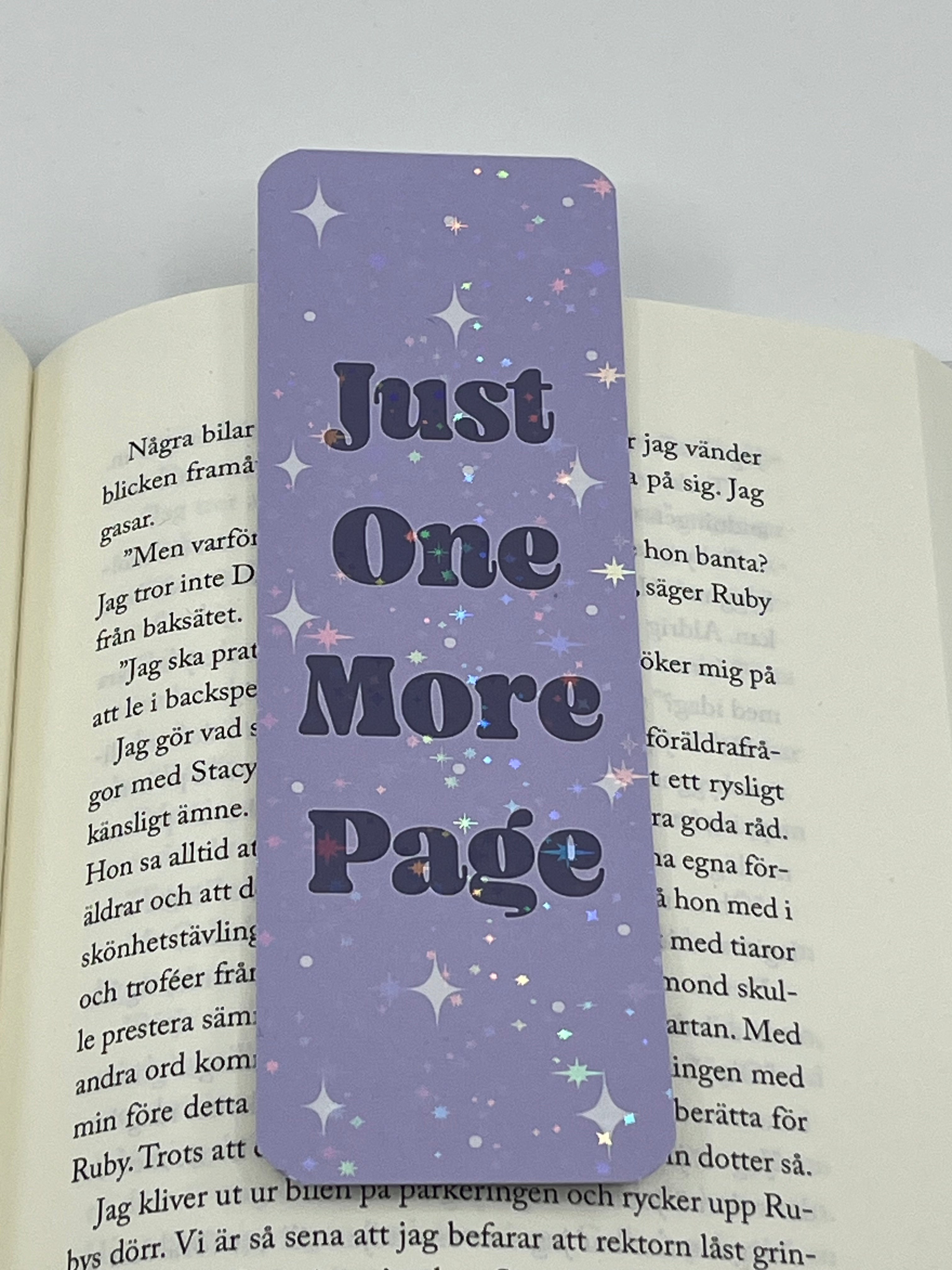 Lila just one more page bokmärke