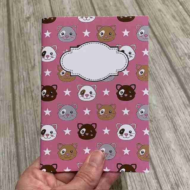 Gammelrosa katter - anteckningsbok A5 - Lilofant Design