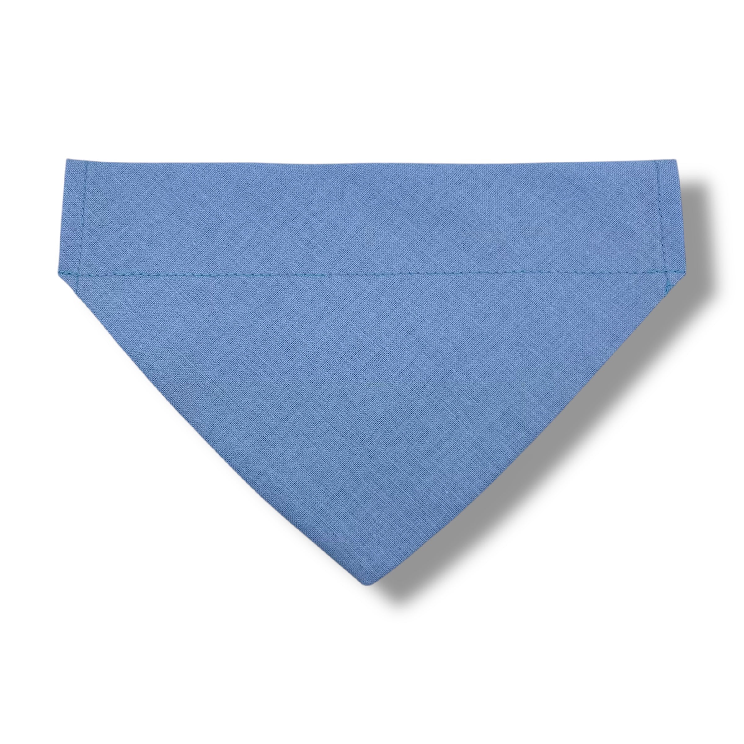 Ljusblå bandana med namn