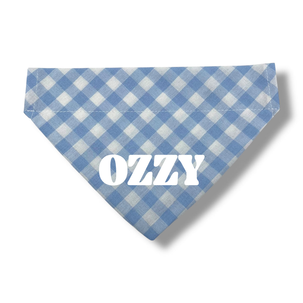 Ljusblå/vit rutig bandana med namn