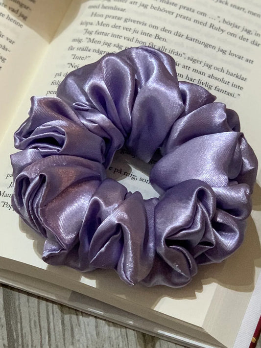 Lavendel satin scrunchie - Lilofant Design