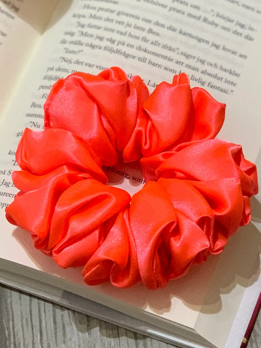 Neon orange satin scrunchie - Lilofant Design