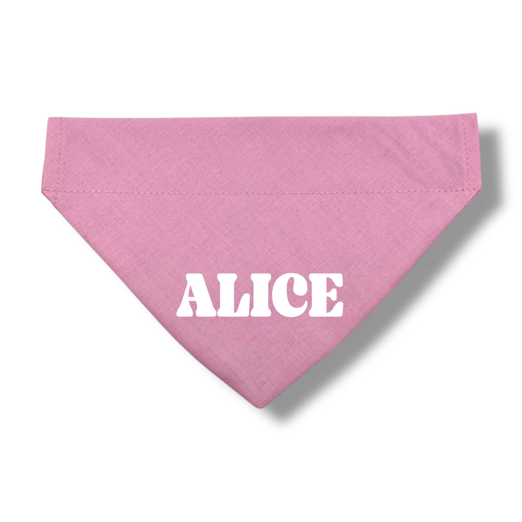 Ljusrosa bandana med namn
