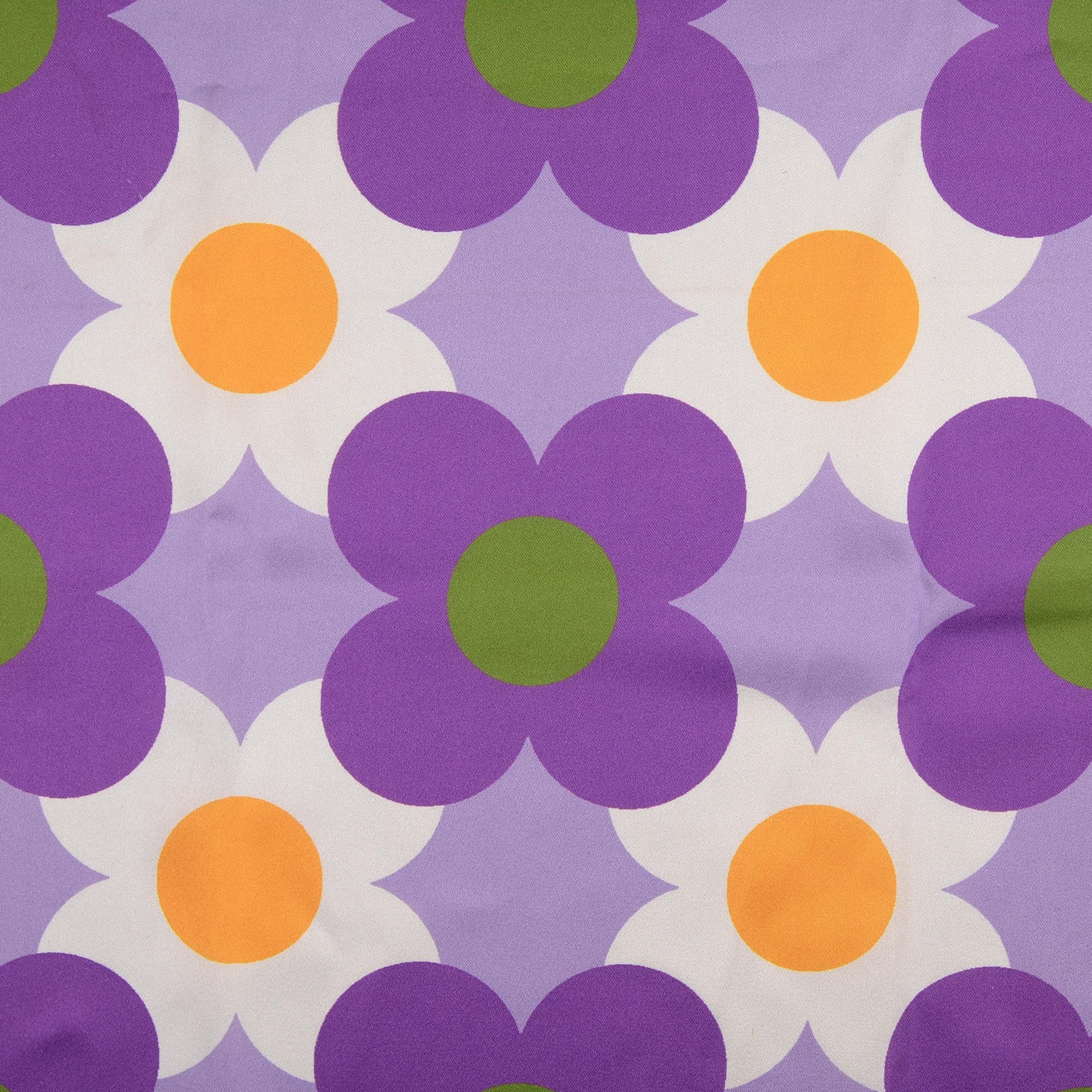 Lila blommor - Satin