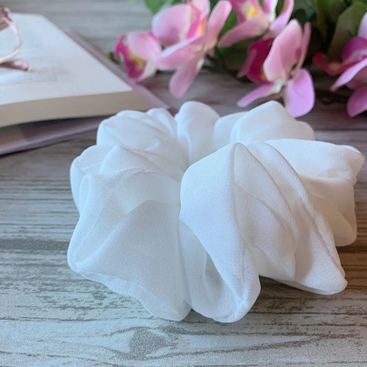 Vit chiffong scrunchie - Lilofant Design
